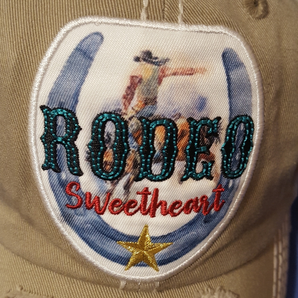 New Rodeo Sweetheart Hat/Cap - Picture 2 of 4